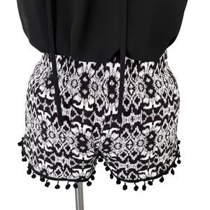 MIAMI Black and White Print Pom Pom Hem Summer Shorts Sz S